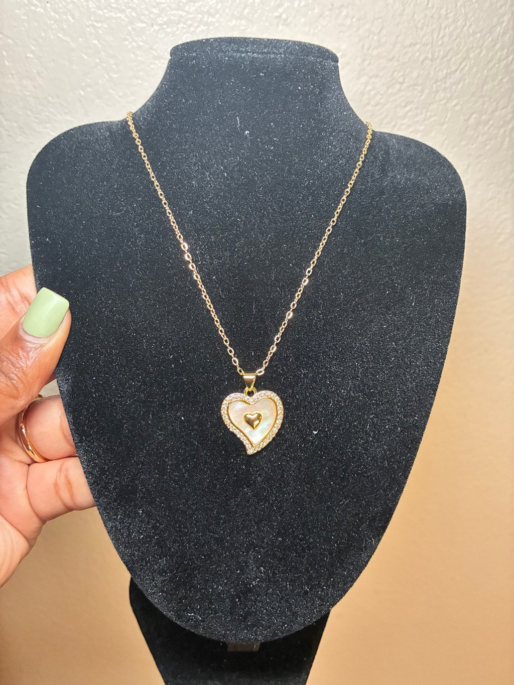 Sweetheart Necklace (Pre-order)