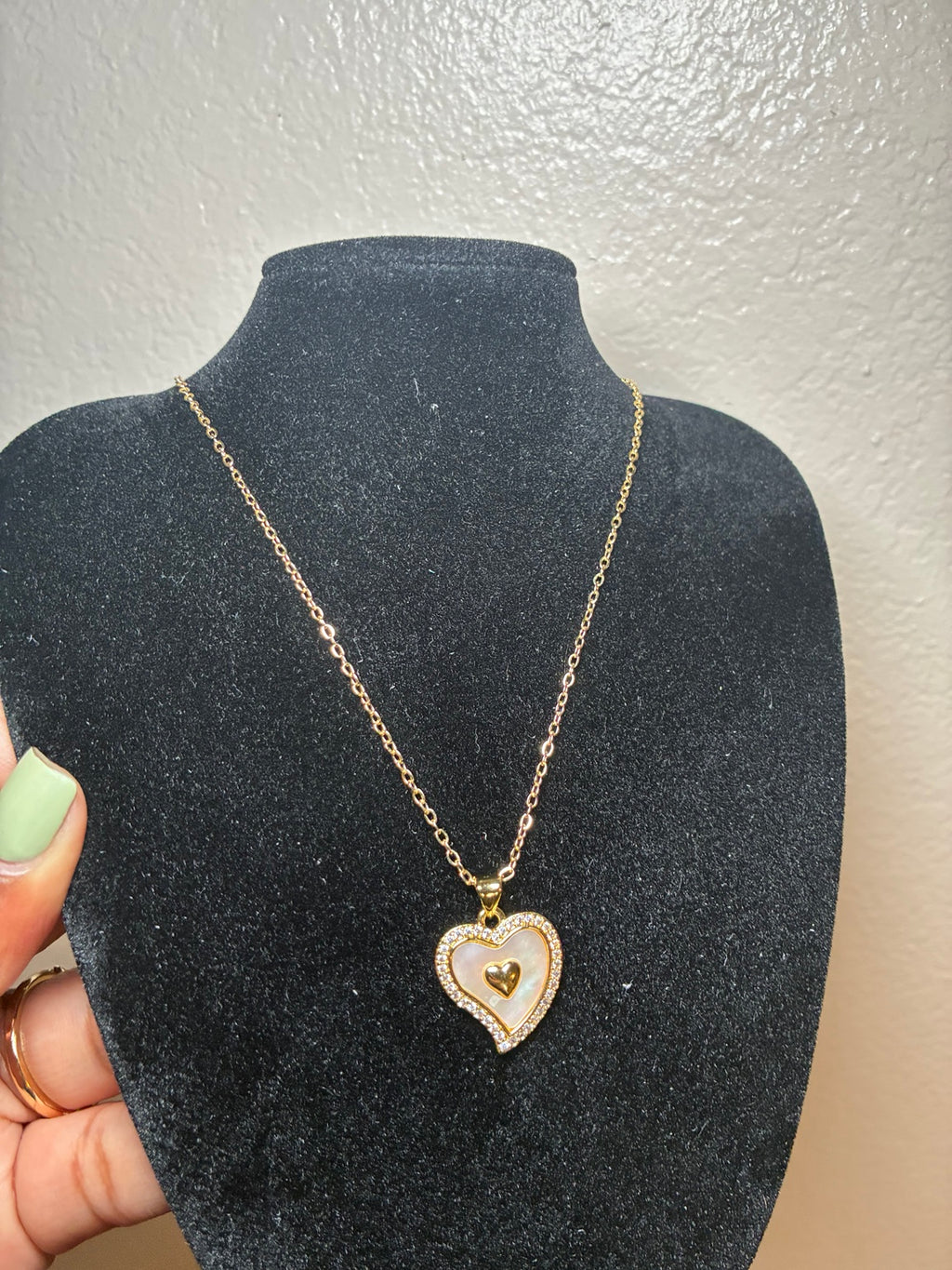 Sweetheart Necklace (Pre-order)