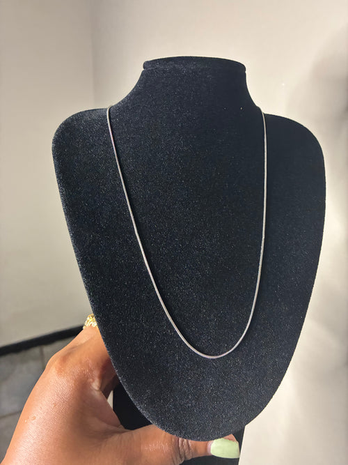 Classic Necklace (Pre-order)