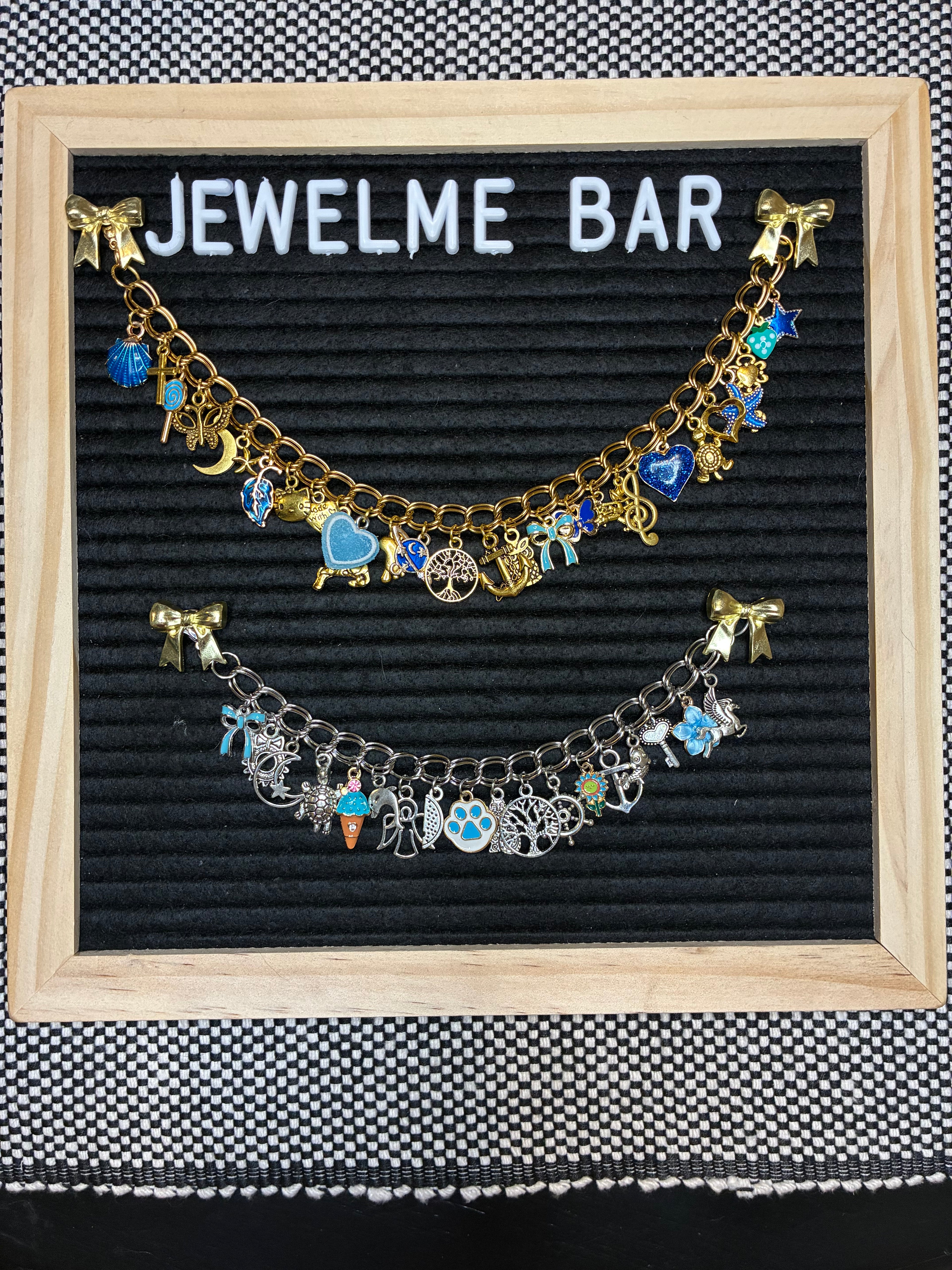 Signature Freestyle Color Charm Bracelet
